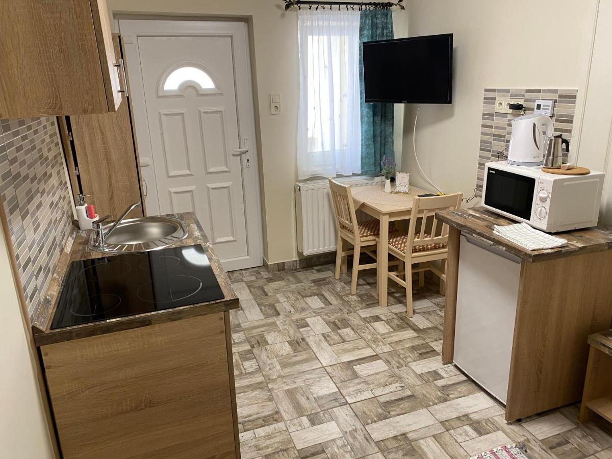 Levendula Vendeghaz Apartment Hajduboszormeny Luaran gambar