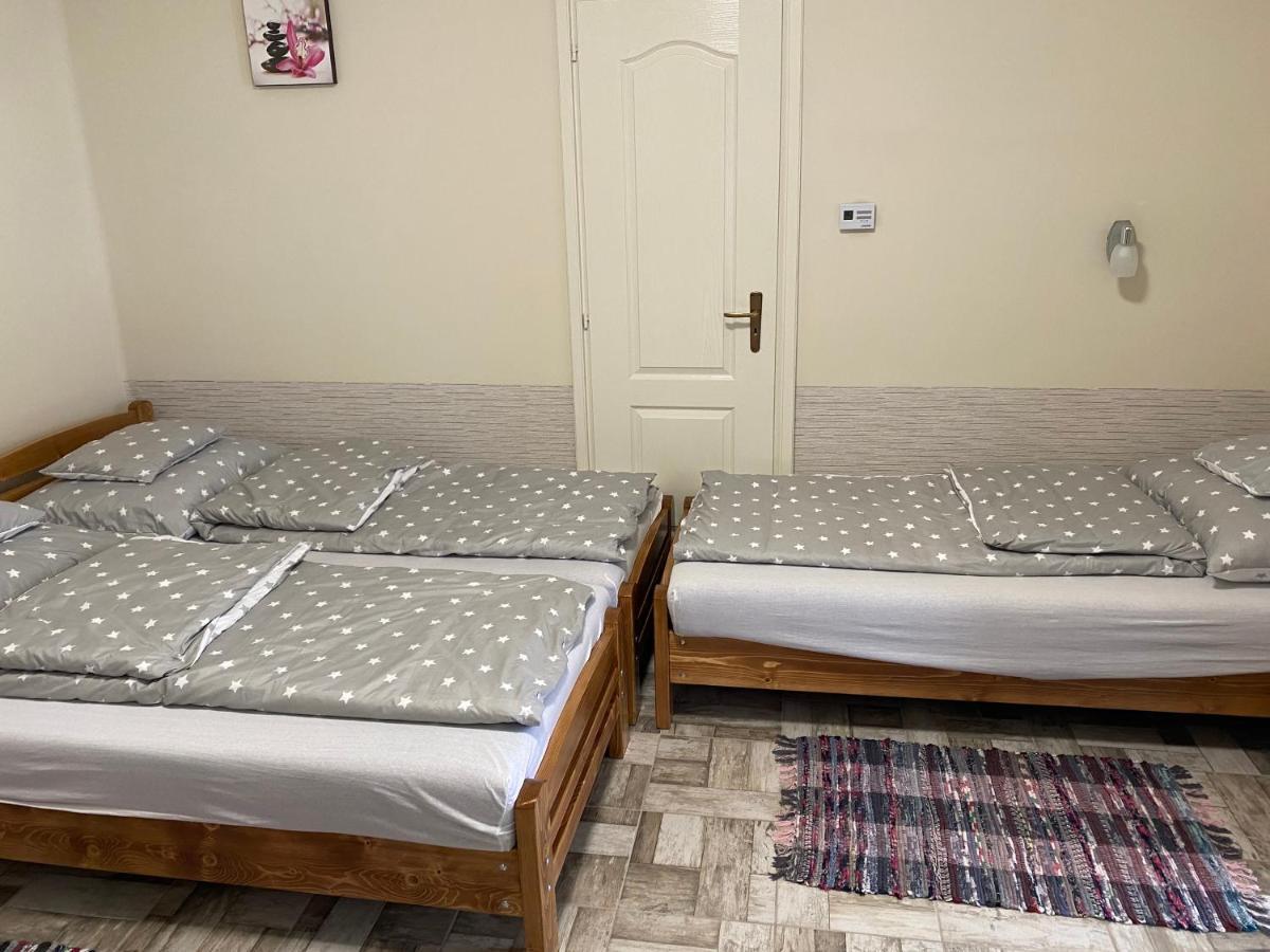 Levendula Vendeghaz Apartment Hajduboszormeny Luaran gambar