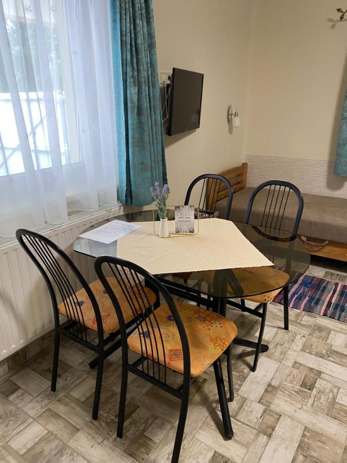 Levendula Vendeghaz Apartment Hajduboszormeny Luaran gambar