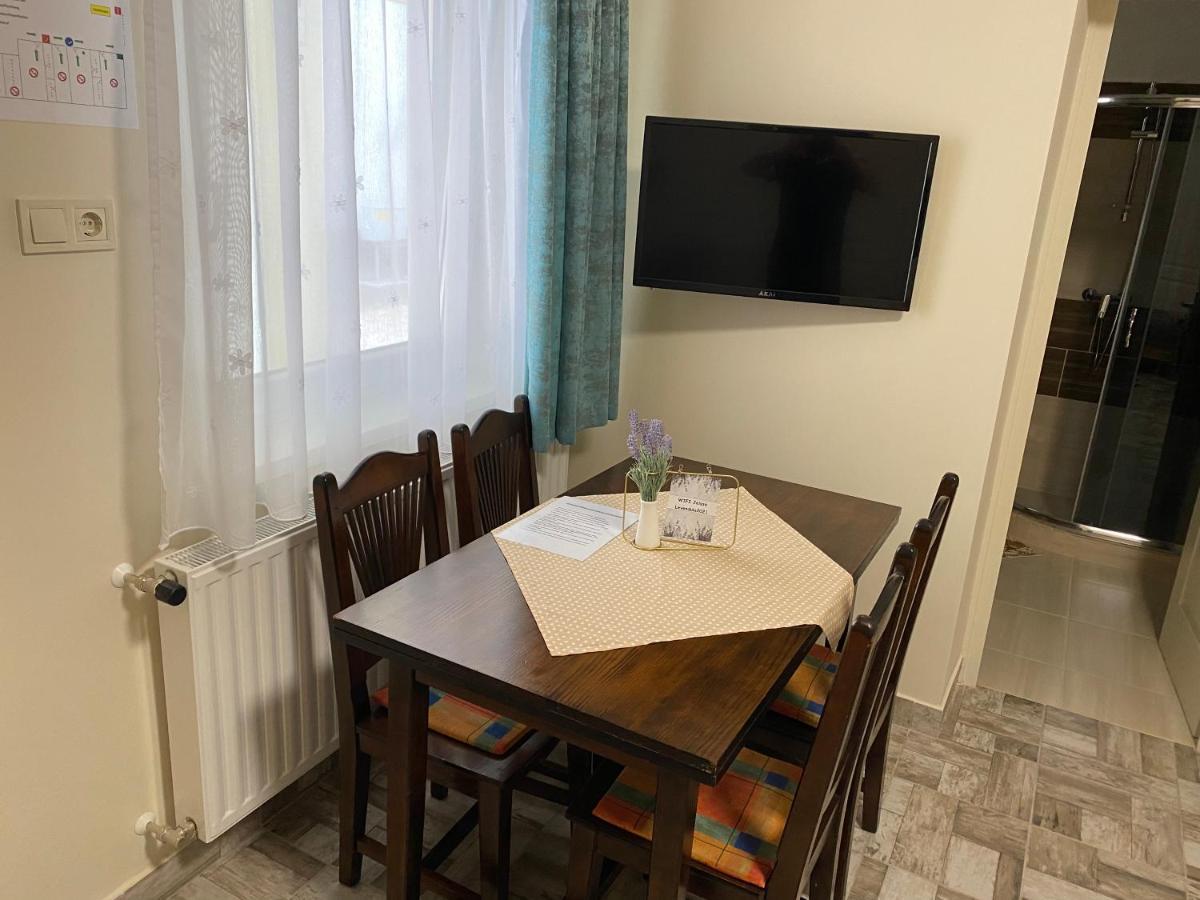 Levendula Vendeghaz Apartment Hajduboszormeny Luaran gambar