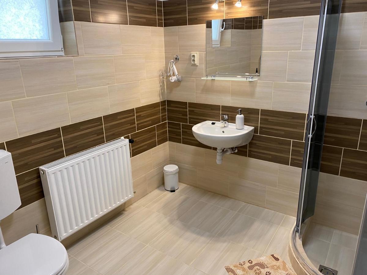 Levendula Vendeghaz Apartment Hajduboszormeny Luaran gambar