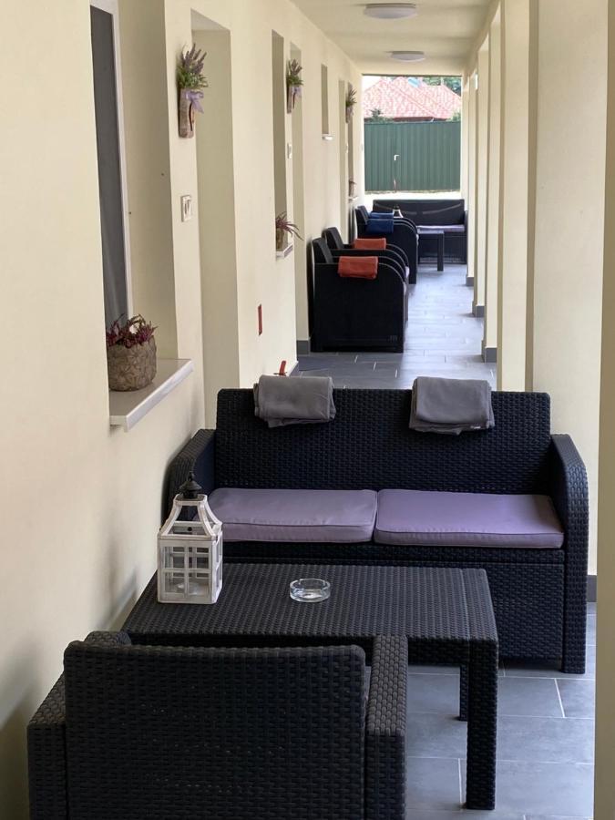 Levendula Vendeghaz Apartment Hajduboszormeny Luaran gambar
