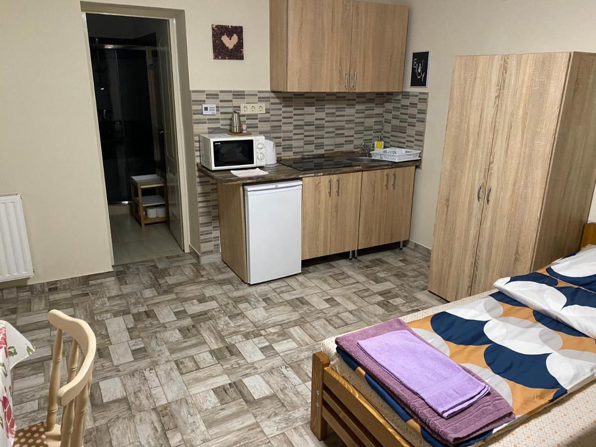 Levendula Vendeghaz Apartment Hajduboszormeny Luaran gambar