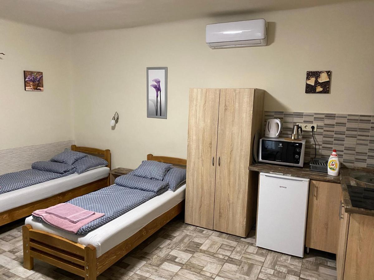 Levendula Vendeghaz Apartment Hajduboszormeny Luaran gambar
